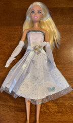 Barbie’s Glamour & Grace Runway Set